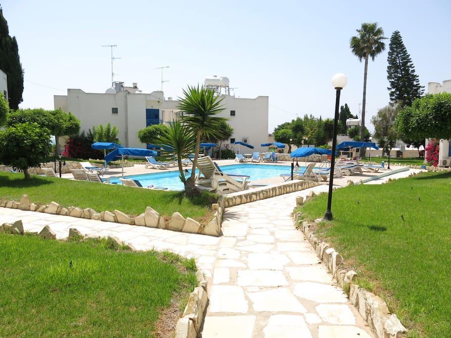 Apartament Dhekelia Diamond Larnaca Zewnętrze zdjęcie